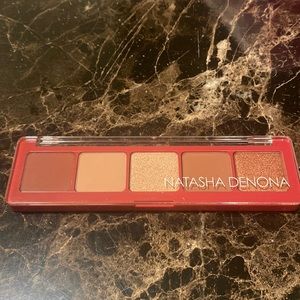 Another great eyeshadow palette ❤️